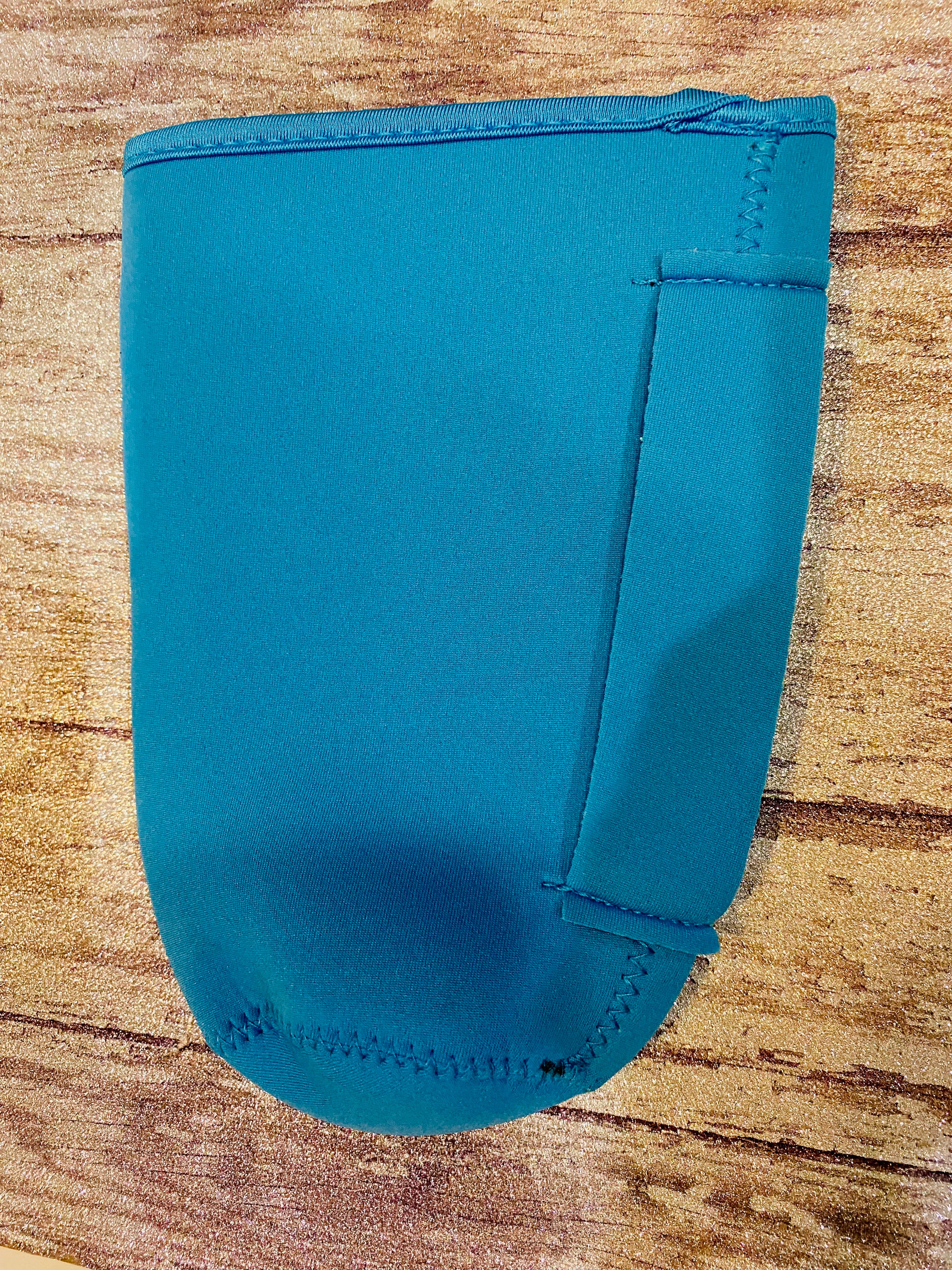 Neoprene 30 oz Solid Koozie with Handle